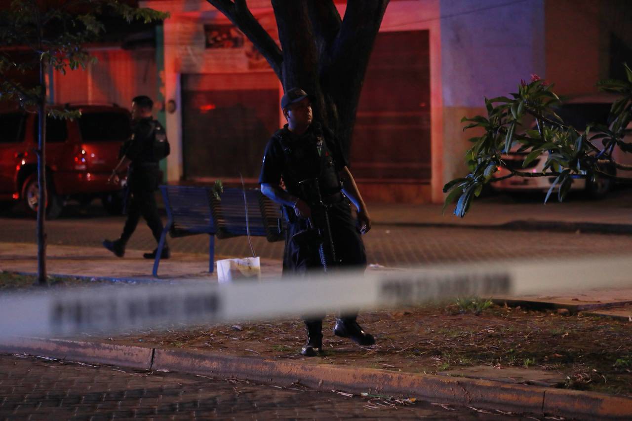 Nueva ejecución en Tepic; civiles armados lo siguieron por varias cuadras y lo cazaron