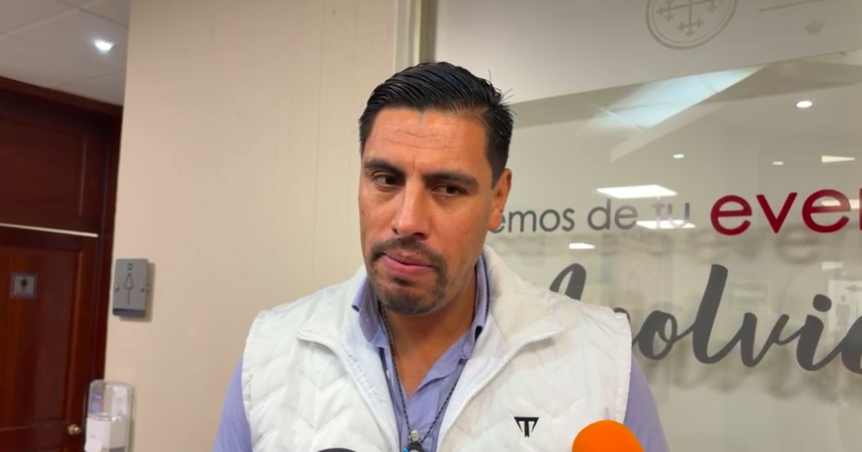 El alcalde Gustavo Ayón confirmó que el turismo en Guayabitos disminuyó tras hechos violentos y anunció un operativo de seguridad, limpieza y guardavidas en playas de Compostela.